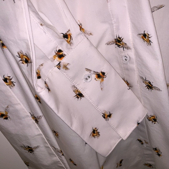 Victoria Beckham - “Bee Print Button Down Top” - Picture 8 of 8